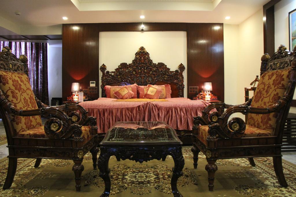 Maple Wood Hotell Ranchi Exteriör bild